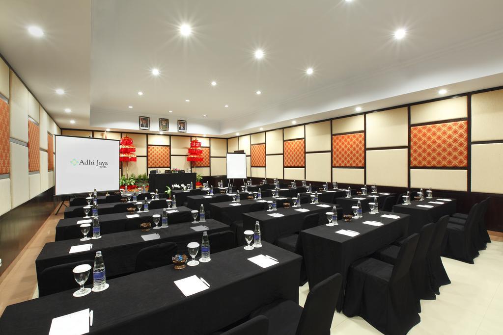 Adhi Jaya Hotel Kuta Lombok Exterior foto